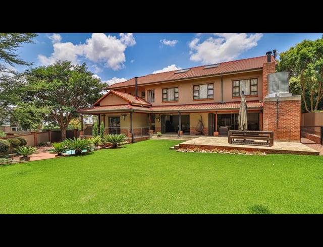 4 BEDROOM HOUSE FOR SALE IN MIDLANDS ESTATE